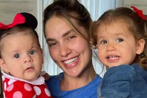 Virginia Fonseca com as filhas