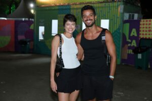 Agatha Moreira e Rodrigo Simas