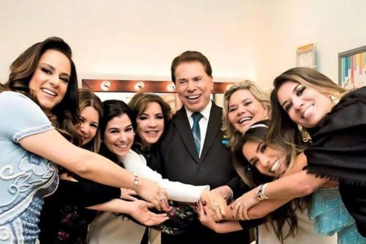 Silvio Santos, a mulher e as filhas