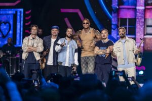 Jeito Moleque e Léo Santana