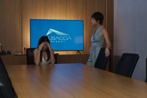 Mania de Você - Mércia (Adriana Esteves) e Luma (Agatha Moreira)