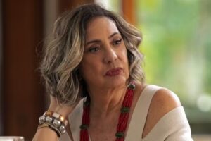 Mania de Você - Berta (Eliane Giardini)