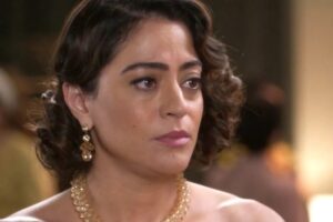 Garota do Momento - Clarice (Carol Castro)