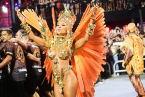 Sabrina Sato no desfile da Gaviões