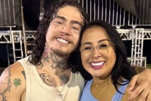 Whindersson Nunes e a mãe