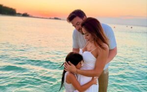 Thiago Nigro, Sophia e Maíra Cardi — Foto: Reprodução Instagram