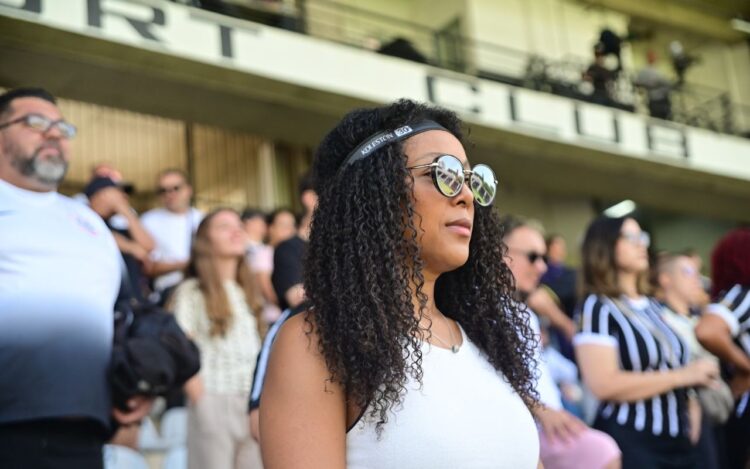 Negra Li no jogo Corinthians x Palmeiras de futebol feminino - Leo Franco / AgNews