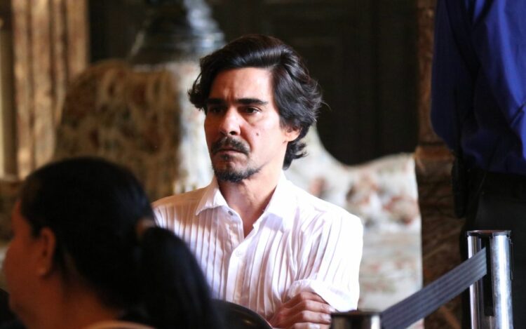 André Gonçalves no velório de Nana Caymmi — Foto: Rogério Fidalgo/Agnews