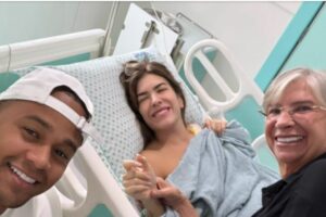 Leo Santana e Lore Improtta