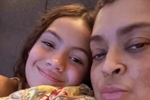 Preta Gil e a neta Sol