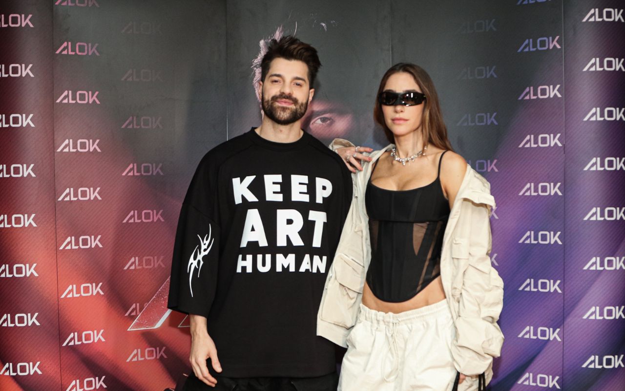 Alok e Romana - Foto: Van Campos/AgNews