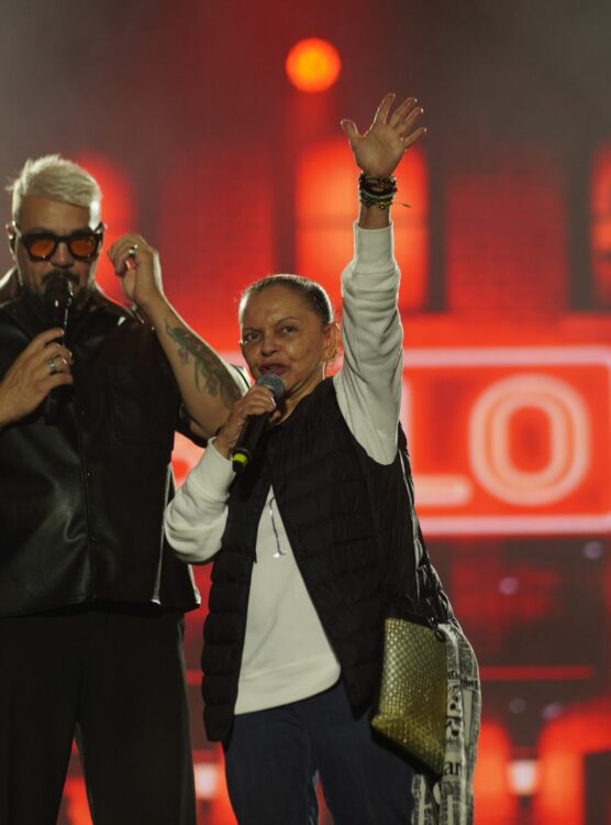 Belo e prefeita de Conceição do Jacuípe, Tânia Yoshida (PSD)