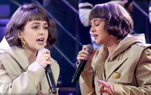 Klara Castanho canta Marília Mendonça e vídeo vira febre