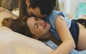 Dani Calabresa e Richard Neuman celebram nascimento do filho