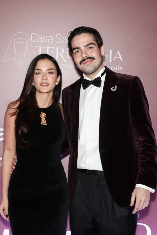 Isabella Kherlakian e João Silva 