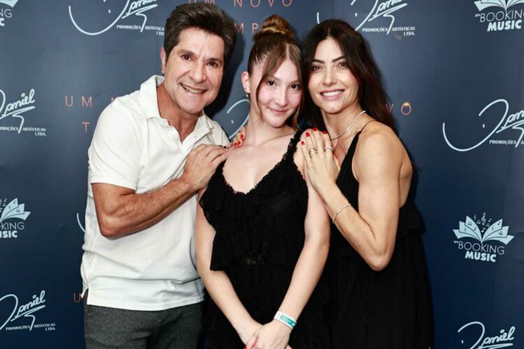 Daniel com esposa e filha no festival sertanejo Histórias