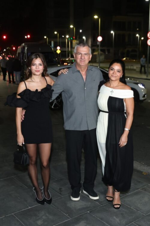 A irmã., Luana, e os pais de Bruna