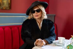 Sandra (Flávia Alessandra) retornando em 'Êta Mundo Melhor'