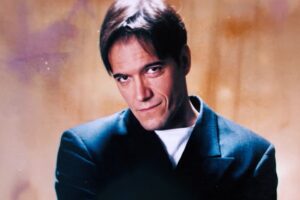 sergio kato mais jovem