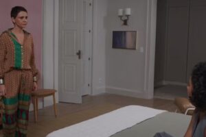 Celina (Malu Galli) e Maria de Fátima (Bella Campos) em Vale Tudo