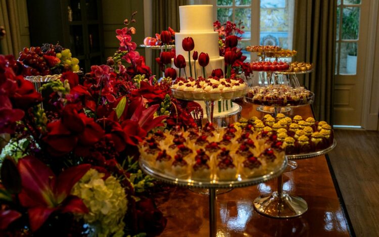 Casamento de Odete e César em “Vale Tudo” – Fotos: Globo/ Gabriel Vaguel