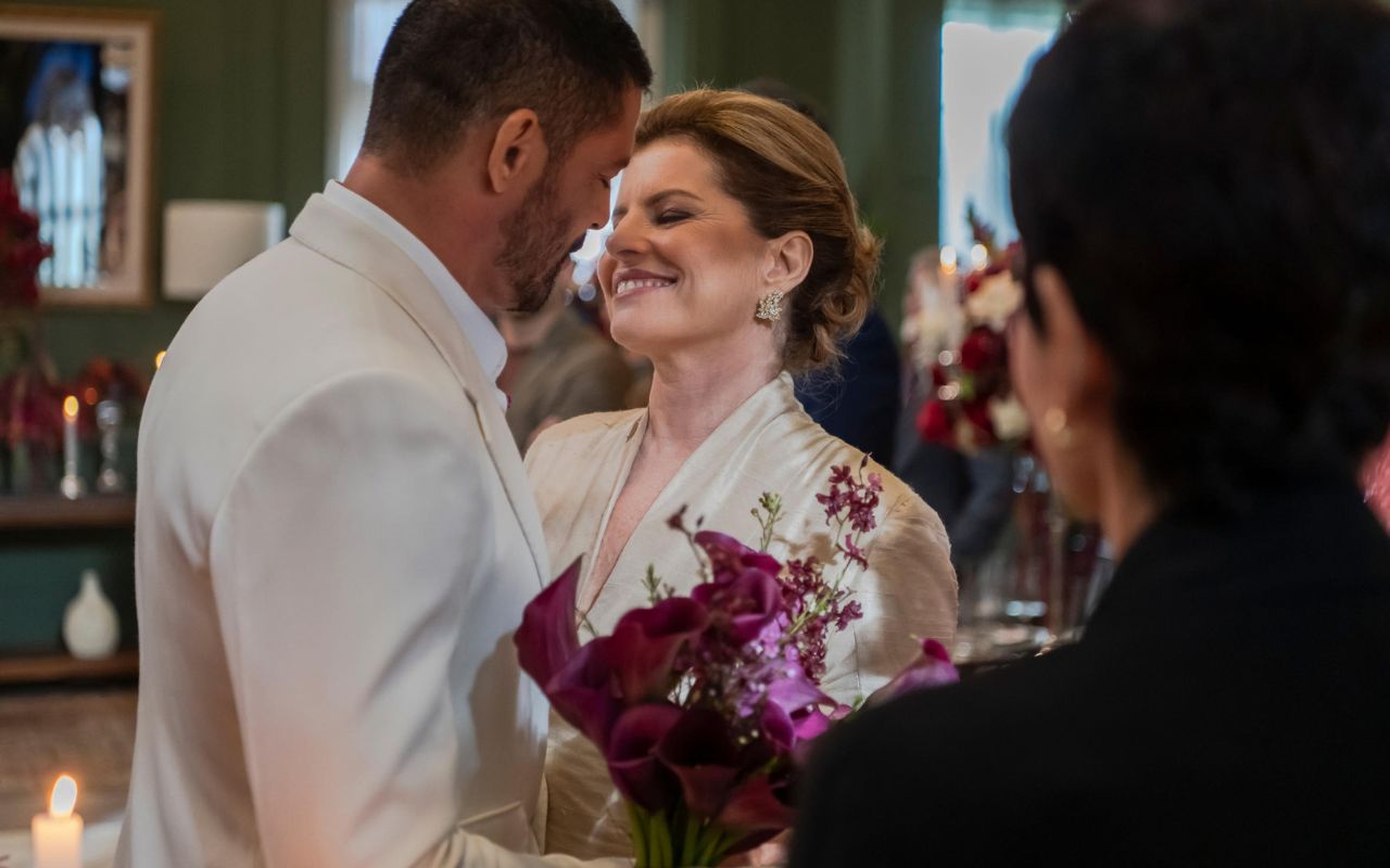 Casamento de Odete e César em “Vale Tudo” – Fotos: Globo/ Gabriel Vaguel