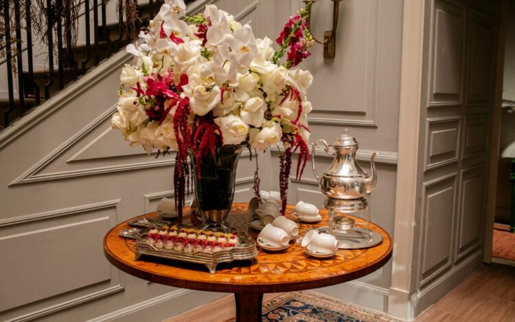 Casamento de Odete e César em “Vale Tudo” – Fotos: Globo/ Gabriel Vaguel