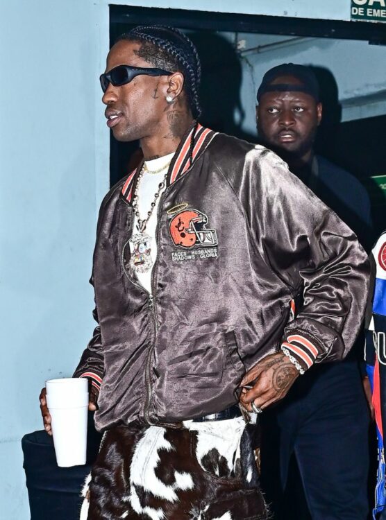 Influenciadora relata experiência negativa com Travis Scott em festival de música - Reprodução Instagram - Marcelo Sá Barretto - Agnews