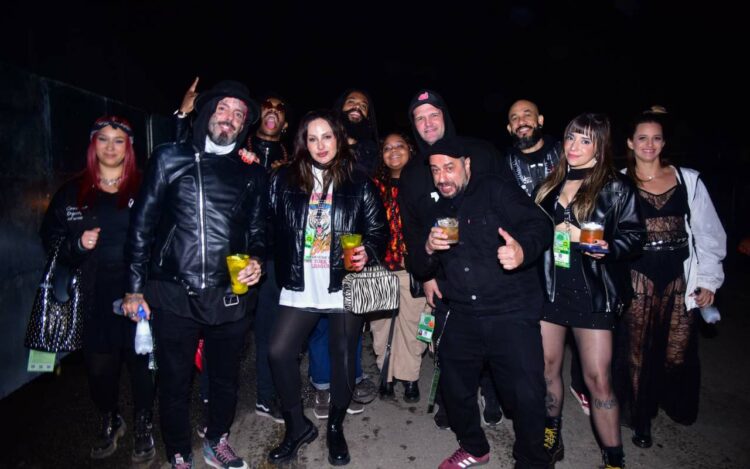 THE TOWN: Tico Santa Cruz, esposa, Badaui e Black Pantera