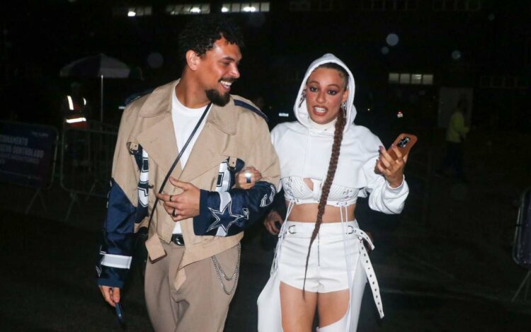 The Town: Vinícius Nascimento e Bia do Bras