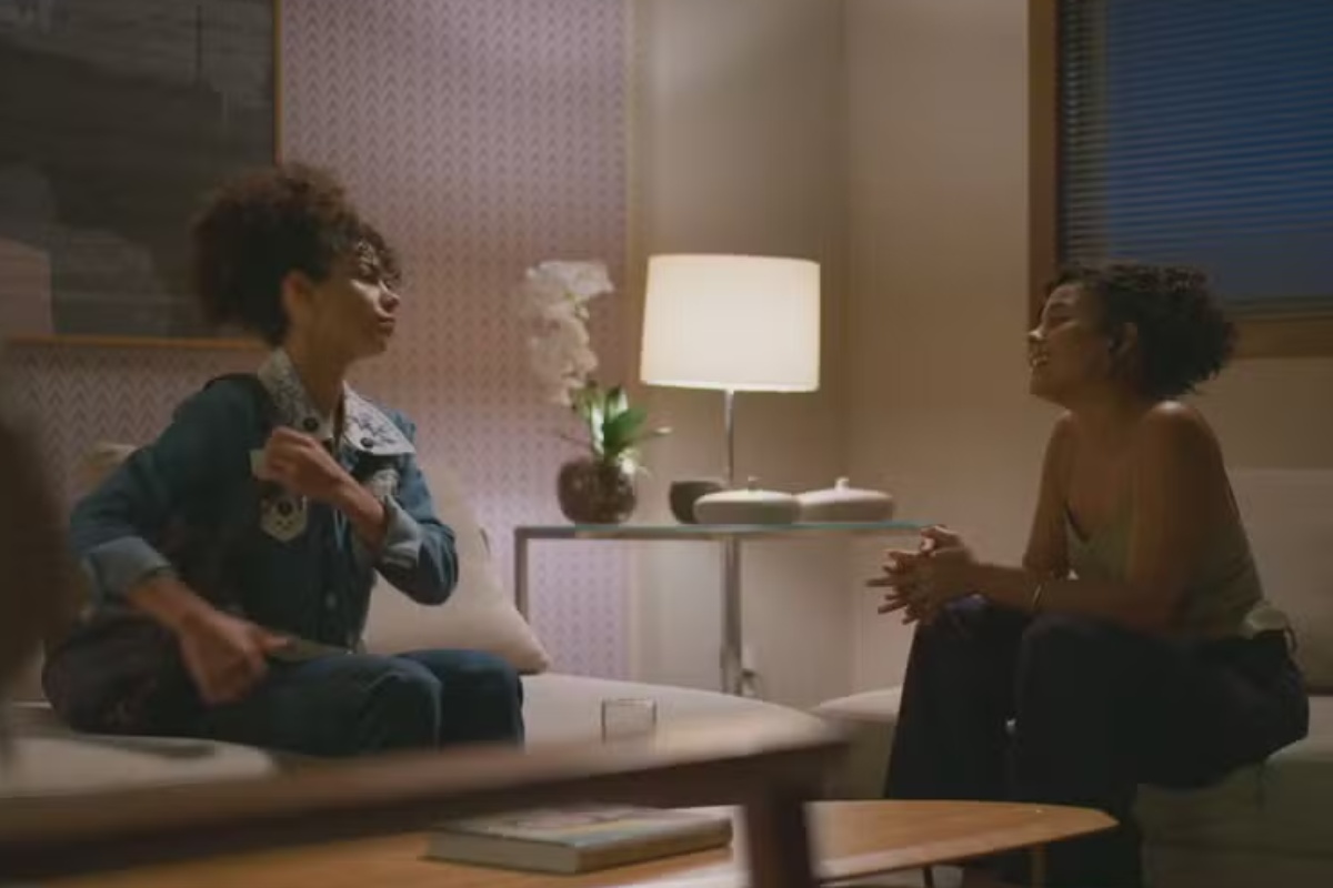 Maria de Fátima (Bella Campos) e Ana Clara (Samantha Jones) em 'Vale Tudo'