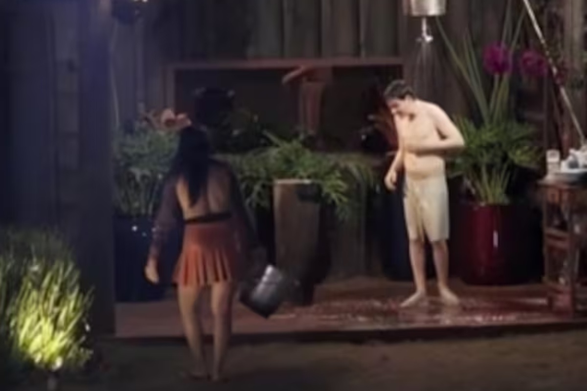 dudu camargo tomando banho em a fazenda 17