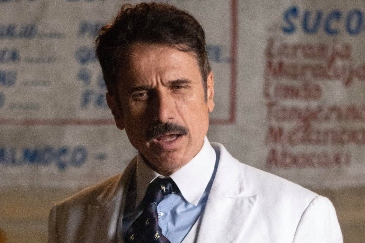Ernesto (Eriberto Leão) em Êta Mundo Melhor
