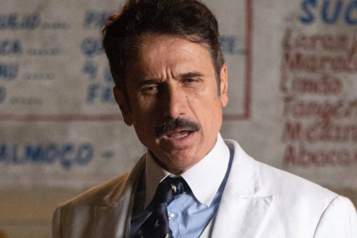 Ernesto (Eriberto Leão) em Êta Mundo Melhor