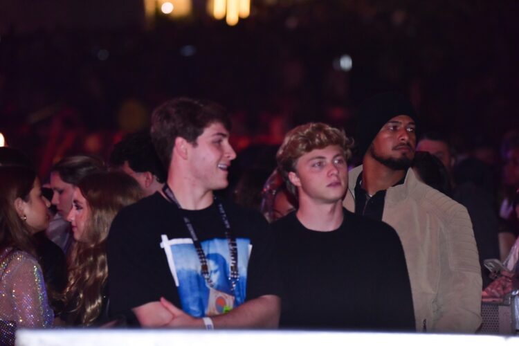 Benício assistiu ao show de Matuê