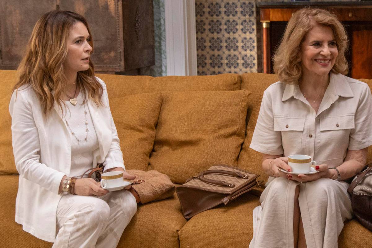 Isabela (Sylvia Bandeira) e Filipa (Claudia Abreu) em Dona de Mim