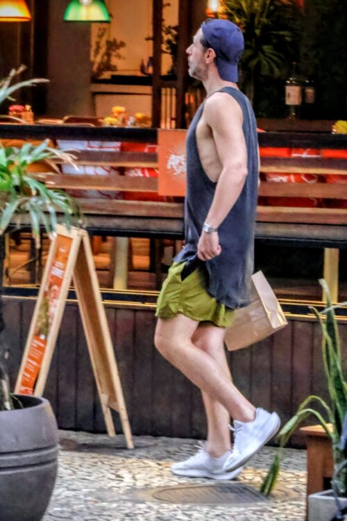 Guilherme Magon circula na Zona Sul carioca