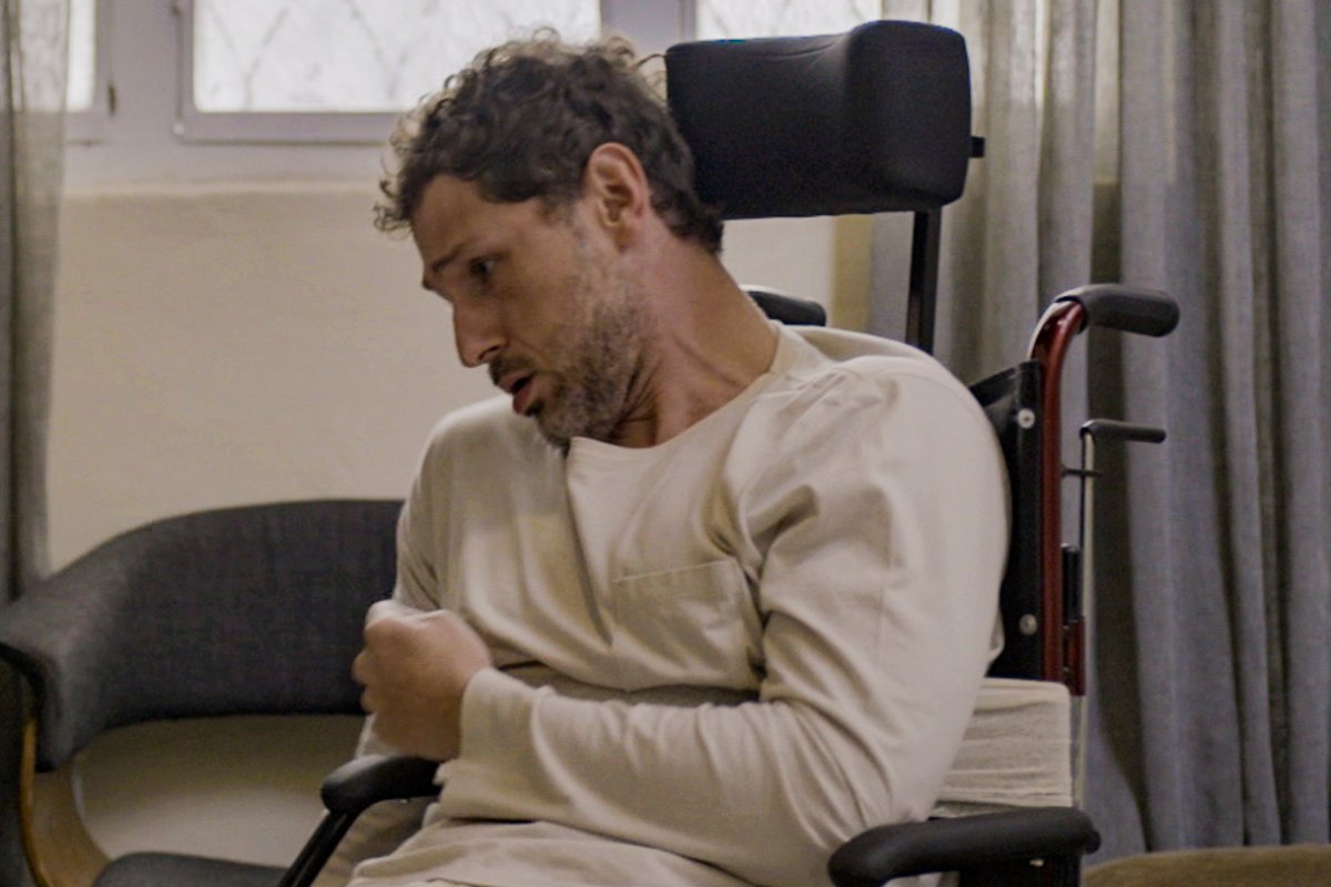 Leonardo (Guilherme Magon) em Vale Tudo