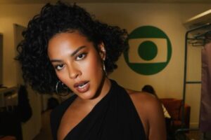 Maria de Fátima (Bella Campos)