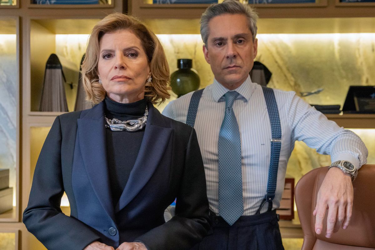 Odete Roitman (Debora Bloch) e Marco Aurélio (Alexandre Nero) em Vale Tudo