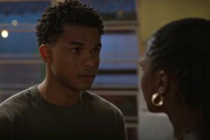 Leo (Clara Moneke) e Samuel (Juan Paiva) em Dona de Mim