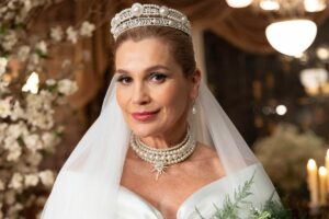 Sandra (Flávia Alessandra) de noiva em Êta Mundo Melhor