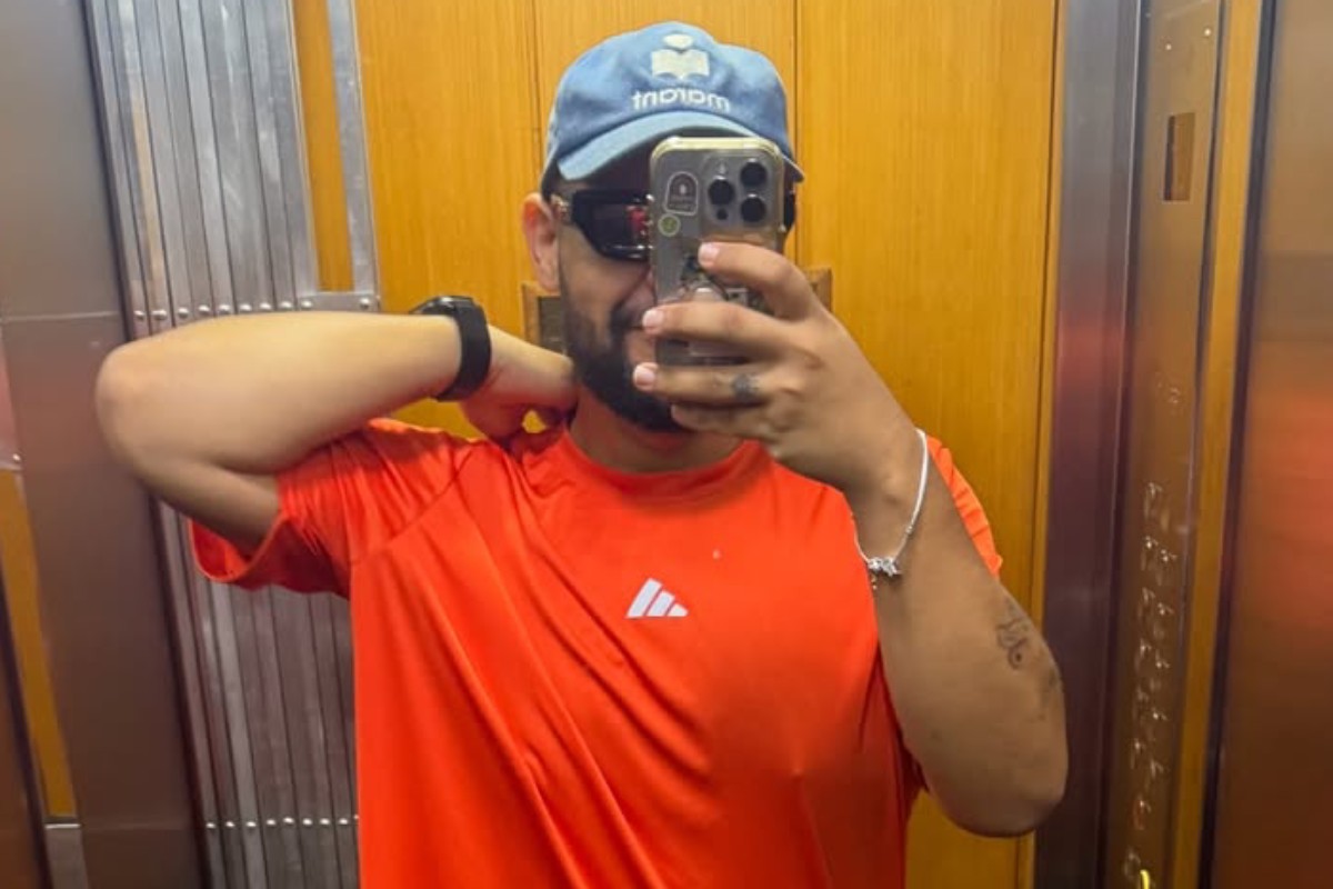 selfie de gominho no elevador