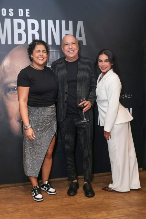 Sombrinha e as filhas 