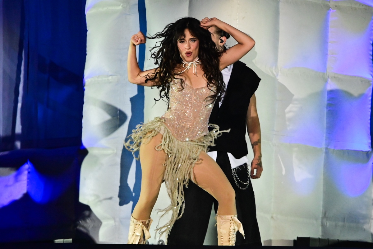 Camila Cabello no The Town