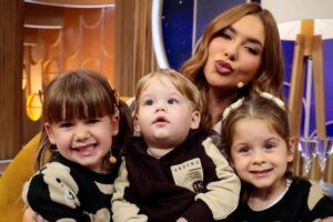 Virginia leva os filhos para o SBT