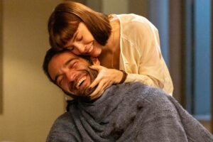 Solange (Alice Wegmann) e Afonso (Humberto Carrão) em Vale Tudo