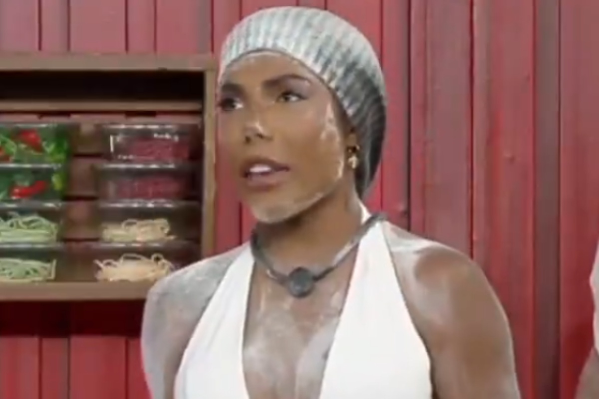 carol lekker em a fazenda 17