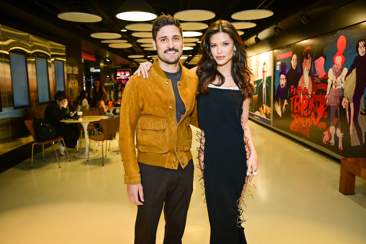 Daniel Rocha e Vitória Strada