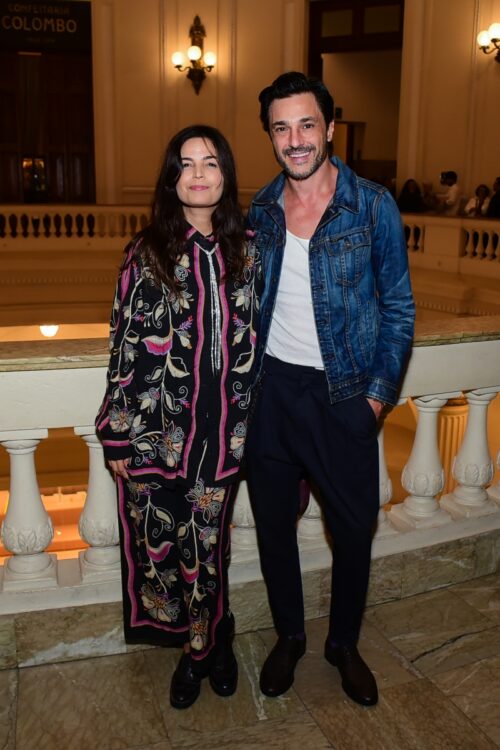 Emanuelle Araújo e o namorado